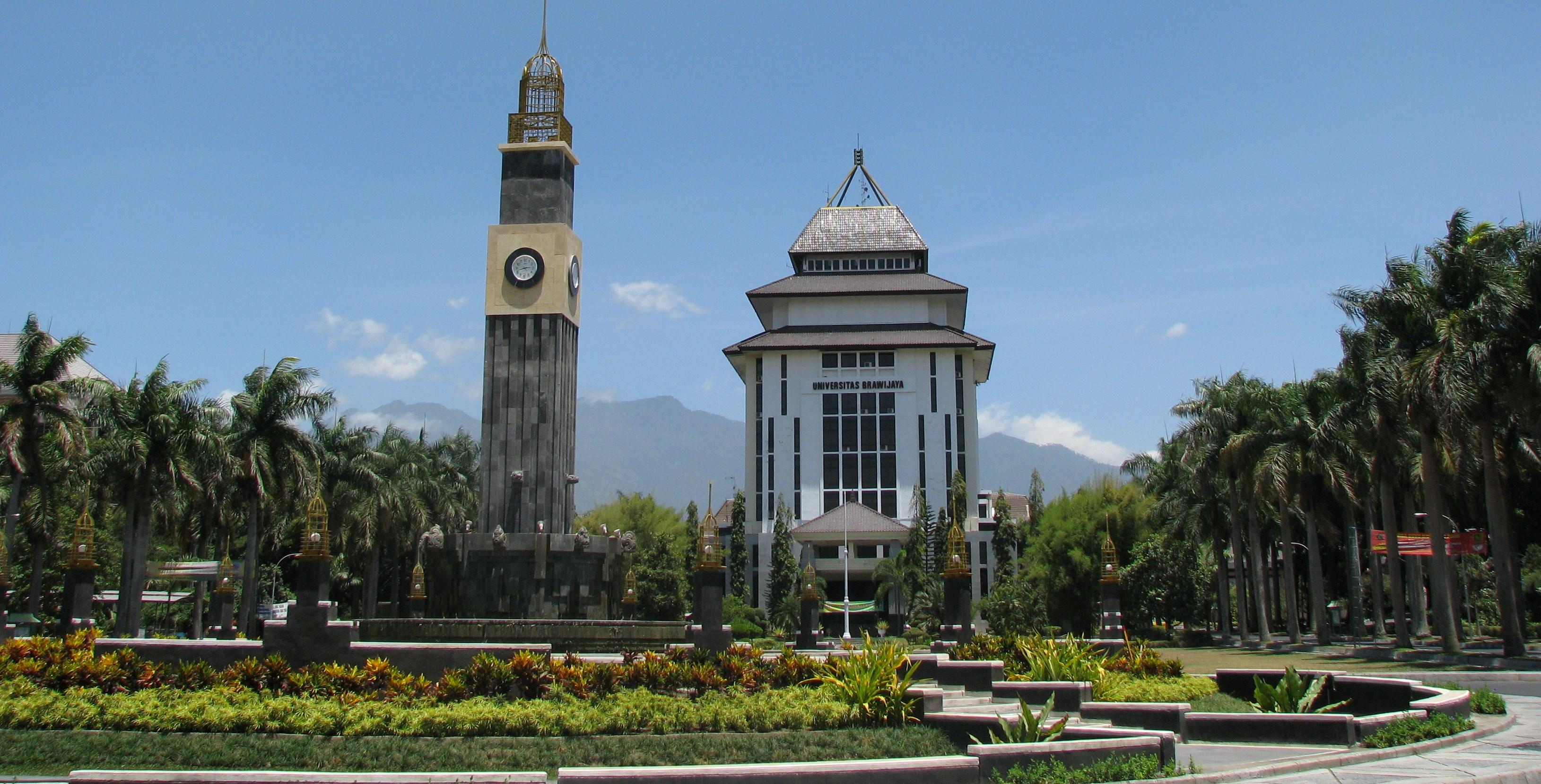 10 Universitas Terbaik di Indonesia 2014 smkn ihya 